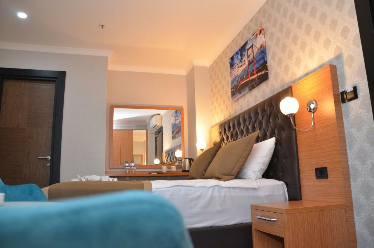 Grand Lark Hotel アダラー エクステリア 写真